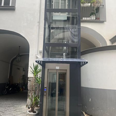 Varriale House Free Parking For Small Cars Only Naples Exterior photo