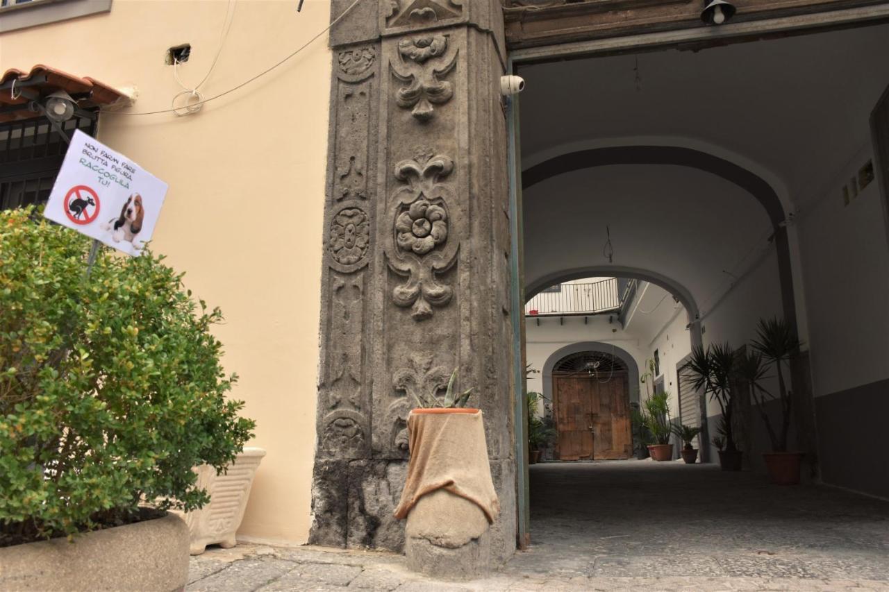 Varriale House Free Parking For Small Cars Only Naples Exterior photo